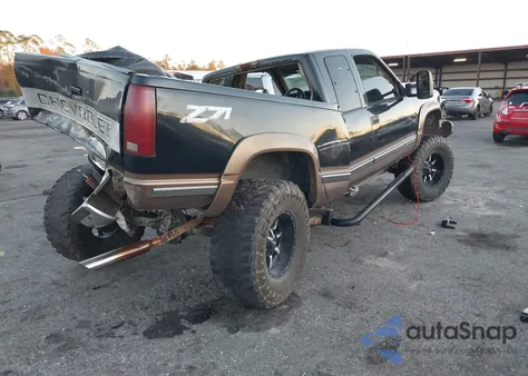 1997 Chevrolet K1500 Fleetside z USA, uszkodzony, nr VIN 2GCEK19R0V1149995